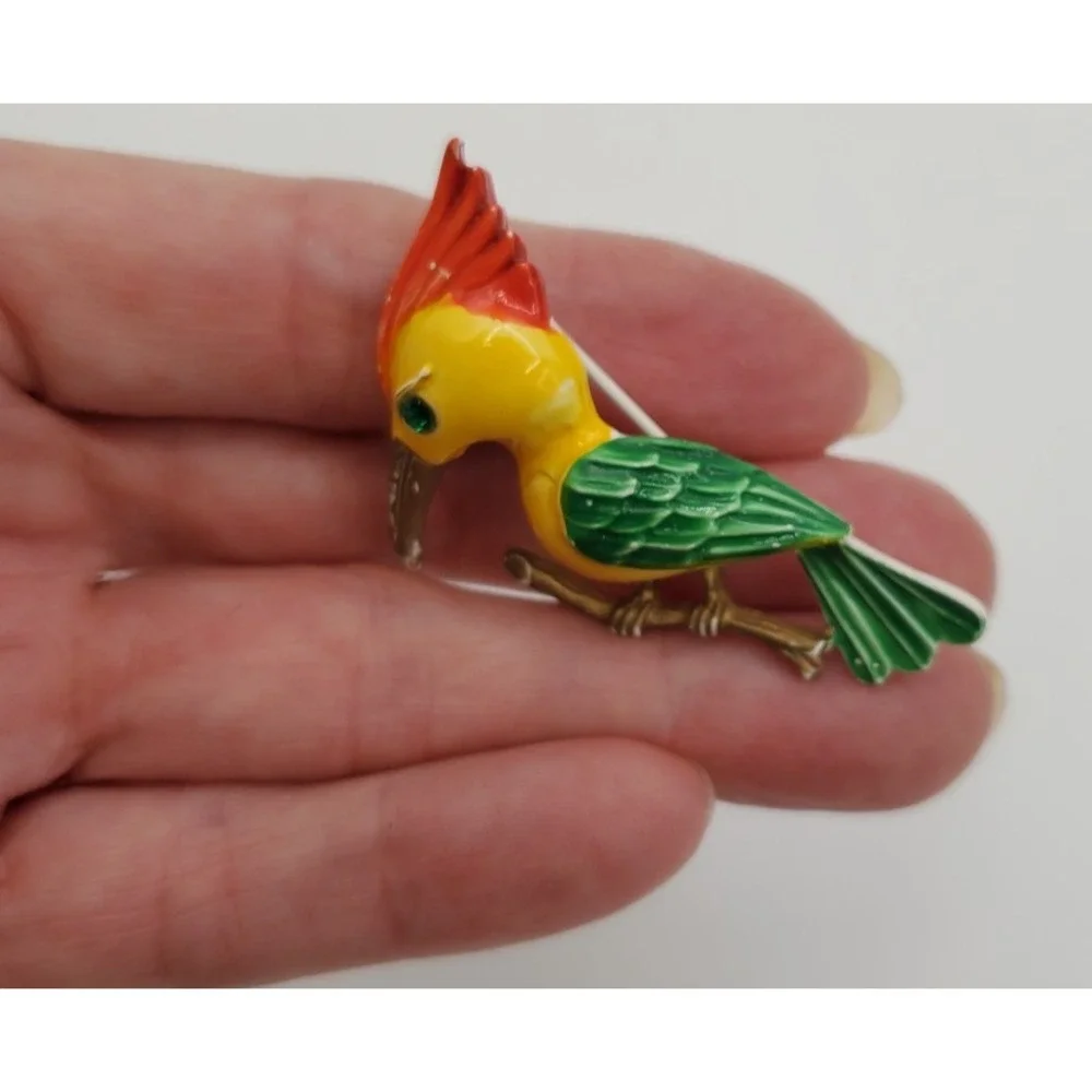 Vtg Colorful Enameled Metal Woodpecker Bird w Green Eye Brooch Pin